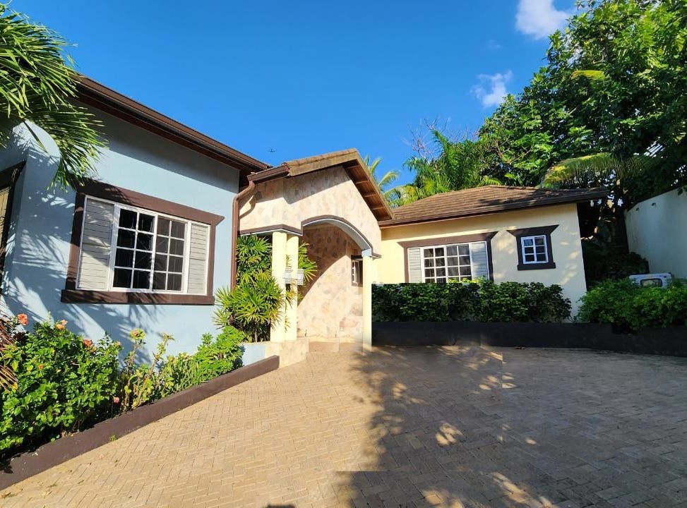 ORCHARD GARDENS, Hopewell, Hanover Parish House for Sale
