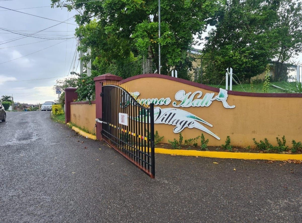 649 FLORENCE HALL VILLAGE, 572, Trelawny Parish House for Rent