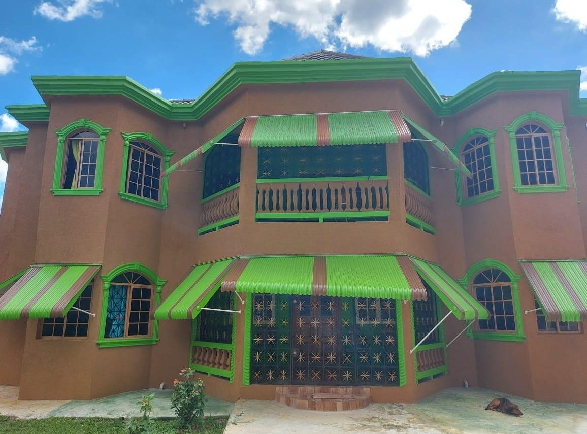 13 GOSHEN DISTRICT, Pepper, St. Elizabeth Parish House for Sale