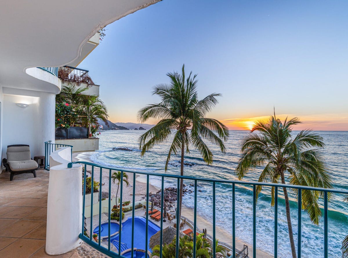 Carr. a Barra de Navidad, Puerto Vallarta, Jalisco Unit for Sale