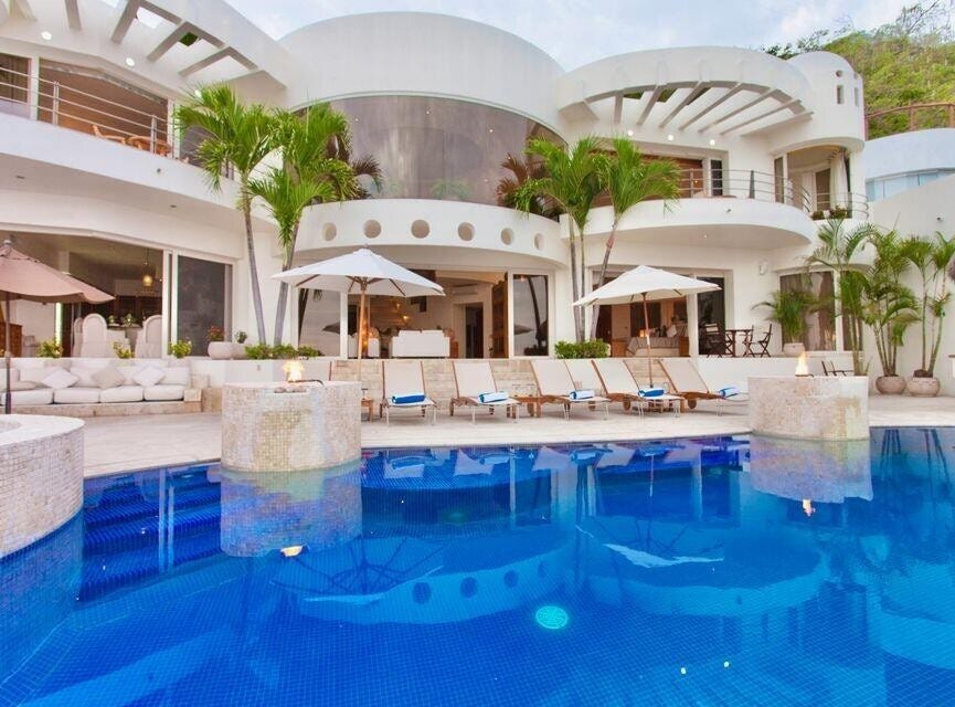 Carretera a Barra de Navidad, Puerto Vallarta, Jalisco House for Sale