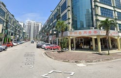 Taman Perdana Serdang, Seri Kembangan, Selangor 43300
