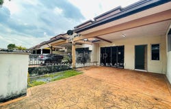 kristal, Shah Alam, Selangor 40000