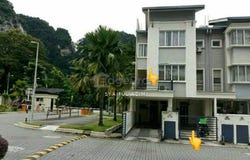 Jalan Raintree Utama, Batu Caves, Selangor 68100