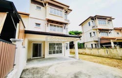 Jalan Aman Putra, 47100, Selangor, Puchong, Selangor 47100
