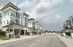 Jalan Astaka 3, Bandar Bukit Raja, Selangor 41050