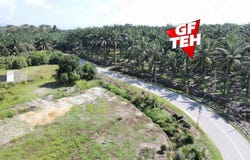 Jalan Iks Bukit Minyak, Jalan Industri Bukit Minyak, Juru, Penang 14100