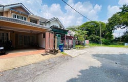Jalan BK 2, Puchong, Selangor 47180