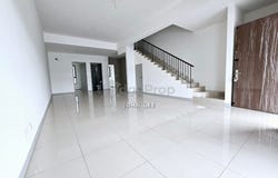 Jalan Bromelia, Puchong, Selangor 47100