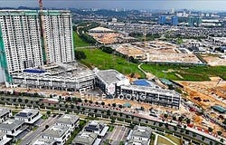 Huni Square,Persiaran Setia Damai, Setia Alam, Selangor 40170