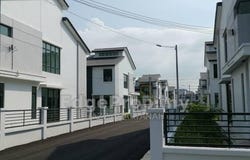 Jalan Saujana Perdana, Sungai Buloh, Selangor 47000