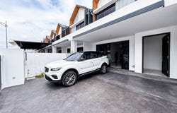 Jalan Pintas Dengkil-Putrajaya, Sepang, Selangor 43900