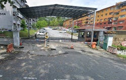 Jalan Equine, Seri Kembangan, Selangor 43300