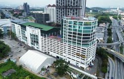 Jalan Mines 2, Seri Kembangan, Selangor 43300