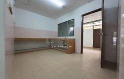 J, Shah Alam, Selangor 40000