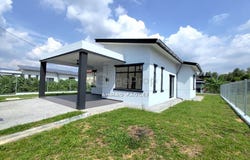 Persiaran Tasik Senangin, Lenggeng, Negeri Sembilan 71750