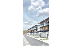 Off Jalan Besar, Kulai, Johor 81100