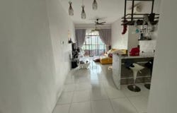 Persiaran Tebing Kinta 3, Taman Mirindi, Ipoh, Perak 31400