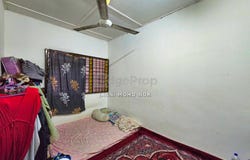 Off Jalan Raya 3, Seri Kembangan, Selangor 47100