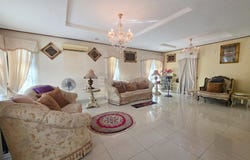 Taman Bunga Negara, Seksyen 27, Shah Alam, Selangor 40400