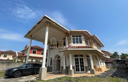 Jalan Warisan Mulia 4/1, Kota Warisan, Sepang, Selangor 43900