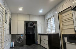 Off Jalan Bangi Lama, Semenyih, Selangor 43500