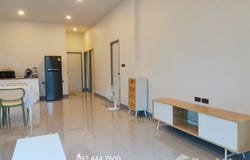 Nong Kawhom Studio, Wang Phong, Pran Buri, Prachuap Khiri Khan, 77120 Thailand, Pran Buri, 