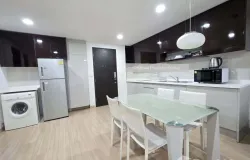 Terra Charge, ซอย ศรีสุรุต, Thanon Phetchaburi, Ratchathewi, Bangkok, 10400 Thailand, Ratchathewi, 