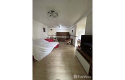 Tops daily, Ratchadaphisek 10 Yaek 1, Huai Khwang, Bangkok, 10310 Thailand, Huai Khwang, 