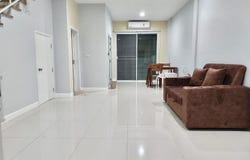 2390 Lat Phrao 101 Soi 42, Khlong Chan, Bang Kapi, Bangkok, 10240 Thailand, Bang Kapi, 