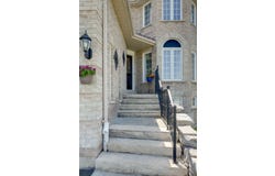 14 Muir Drive, Barrie, ON L4N 0H9