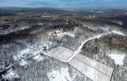 Rue des Écureuils, Brownsburg-Chatham, QC J8G 2J1