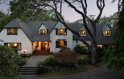 3290 Upper Terrace Rd, Oak Bay, BC V8R 6E6