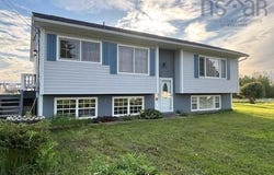 893 Thompson Road, Waterville, NS B0P 1V0