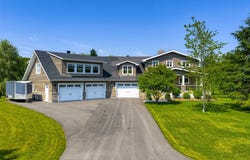 4 Rue Alarie, Lac-Brome, QC J0E 1V0
