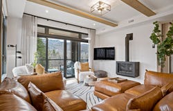 2020 Allée du Val-de-Bagnes 101, Mont-Tremblant, QC J8E 1C6