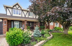 32 Merkel Drive, Barrhaven, ON K2J 1Z8