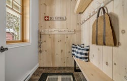 42 Ch. de la Vieille-Rivière, Petite-Rivière-Saint-François, QC G0L 1L0