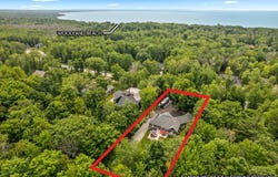 81 Spruce Street, Tiny, ON L0L 1P1