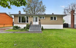 3112 Rue Édith, Laval (Fabreville), QC H7P 2C3