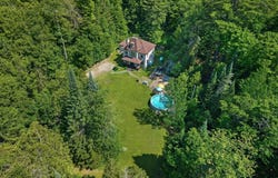 59 Ch. du Mica, Val-des-Monts, QC J8N 6B2