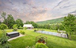 350 Rue des Lauriers, Bromont, QC J2L 0B7