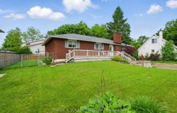 1427 Rosebella Avenue, Blossom Park - Airport and Area, ON K1T 1E5