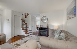 9 Rue Flaubert, Candiac, QC J5R 0C1
