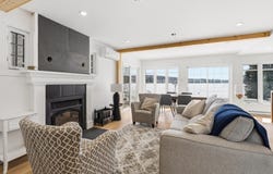 15 135e Avenue, Saint-Hippolyte, QC J8A 2J2