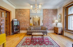 250 Av. Olivier, Westmount, QC H3Z 2C8