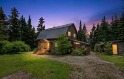 81 Ch. Peninsula, Saint-Adolphe-d'Howard, QC J0T 2B0
