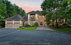 5800 QUEENSCOURT Crescent, Manotick - Kars - Rideau Twp and Area, ON K4M 1K3