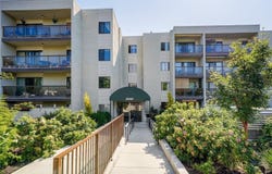 2747 Quadra St 203, Victoria, BC V8T 4E5