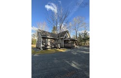 790 Depot Road, East Kemptville, NS B5A 5P4